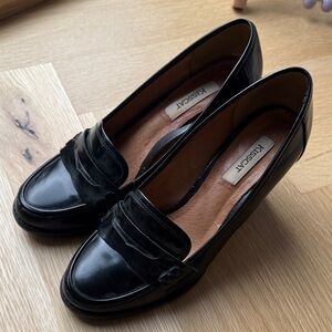 Craft Classic Black Women's Loafers